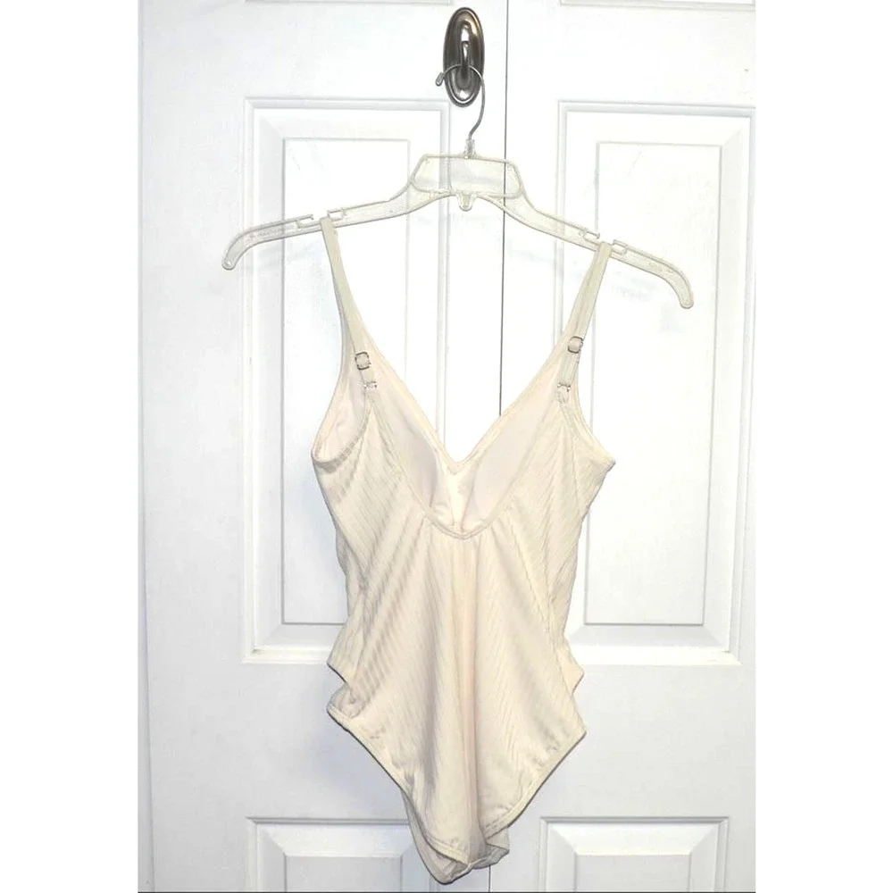 Michael Kors Women's Sash Logo Trim One Piece Ribbed Swimsuit in Cream Sz 8 $122